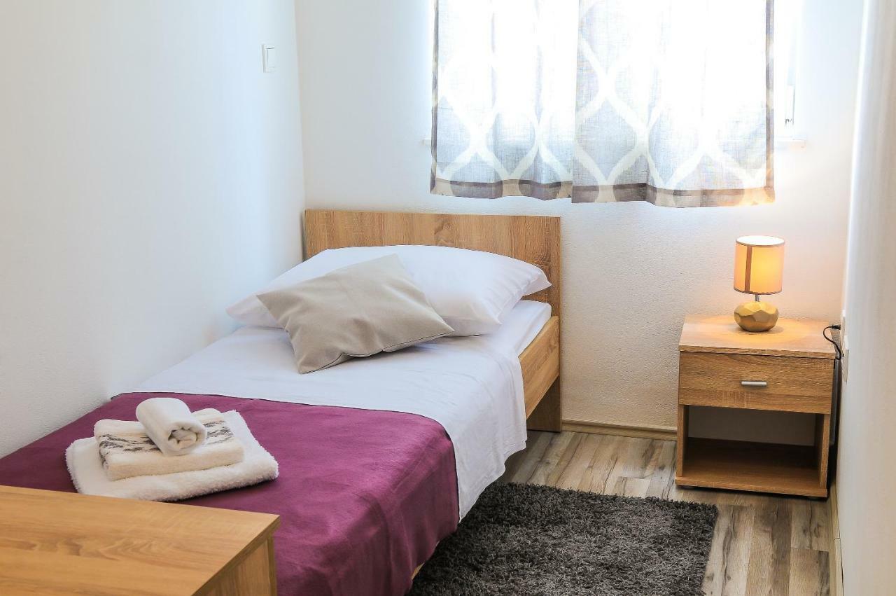 Apartment Petar คาชเตลา ภายนอก รูปภาพ