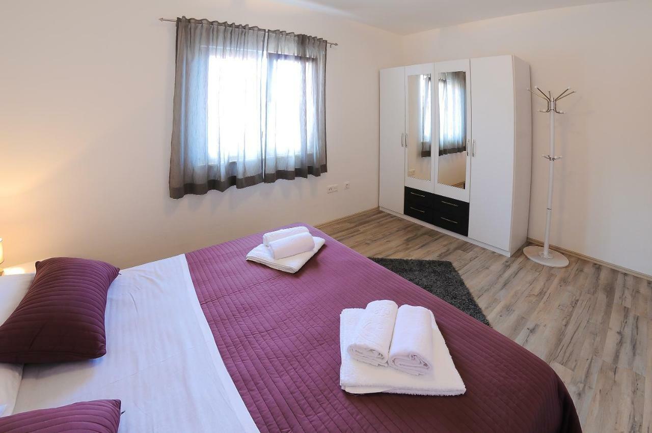 Apartment Petar คาชเตลา ภายนอก รูปภาพ
