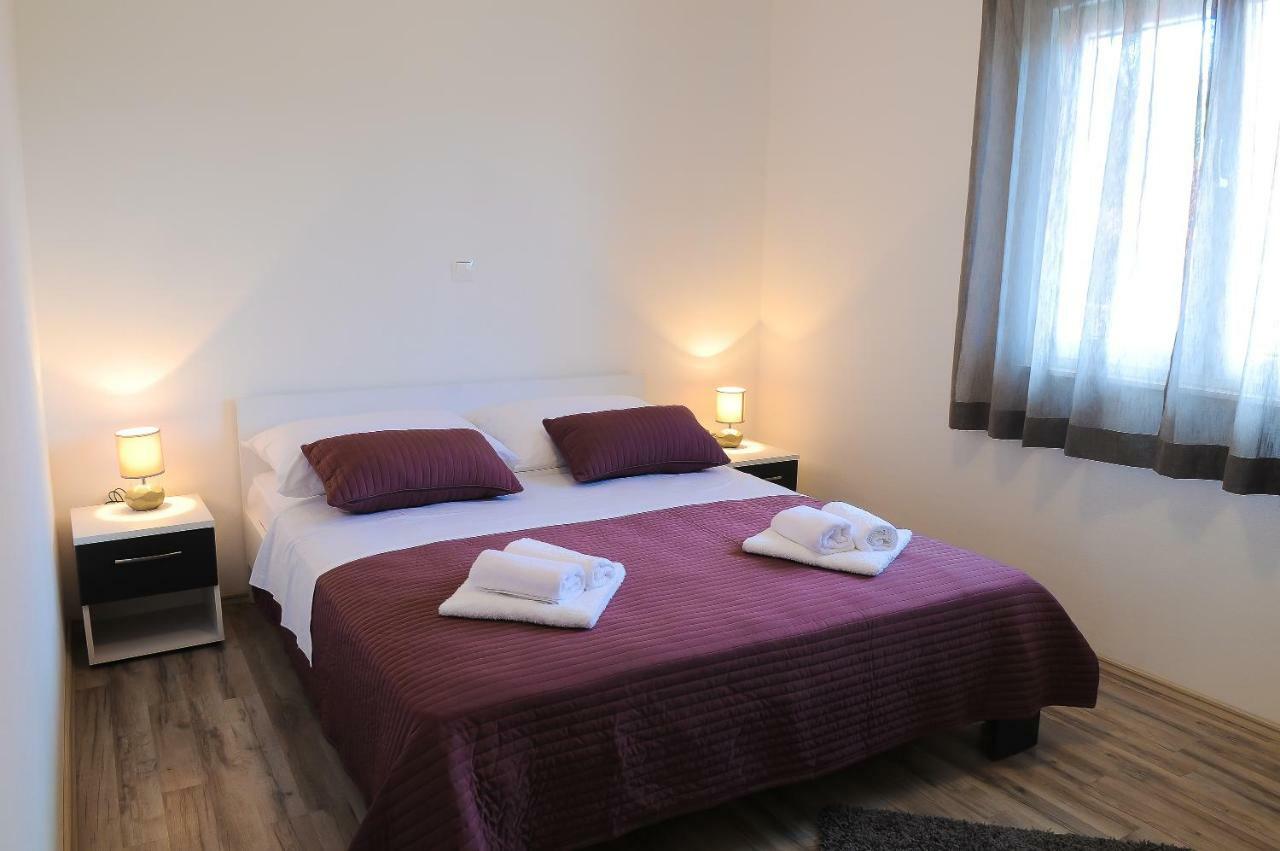 Apartment Petar คาชเตลา ภายนอก รูปภาพ